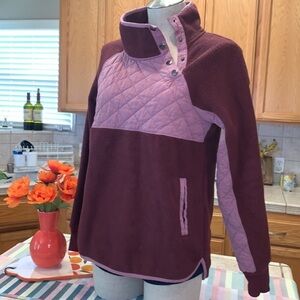 Abercrombie & Fitch Sweater